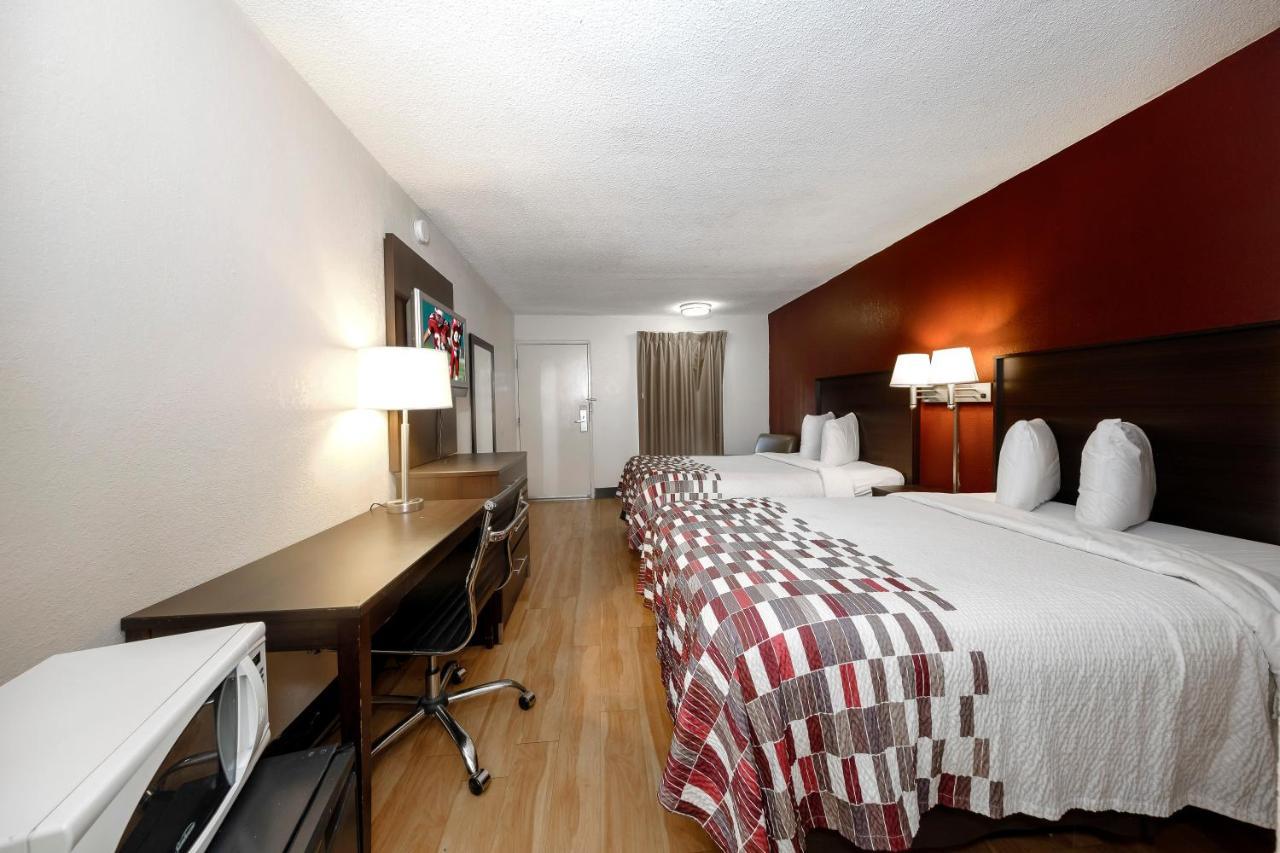 Red Roof Inn Atlanta - Suwanee/Mall Of Georgia מראה חיצוני תמונה